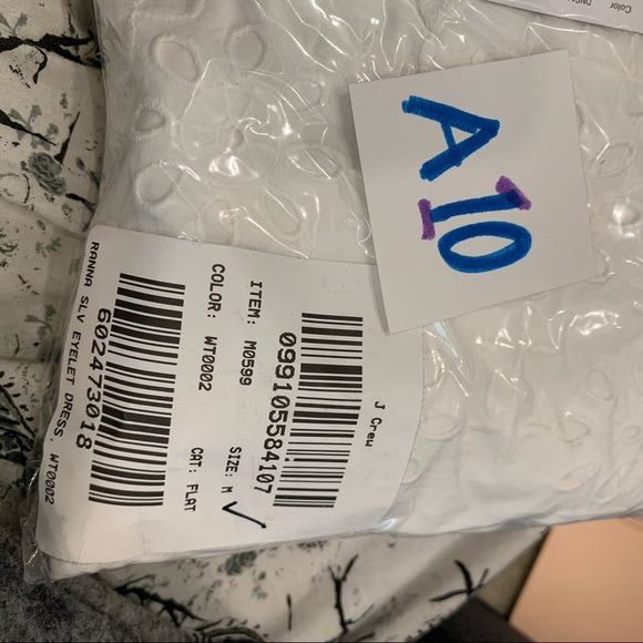 New J crew Scalloped Trim Tie Waist Eyelet Dress - Picture 9 of 10